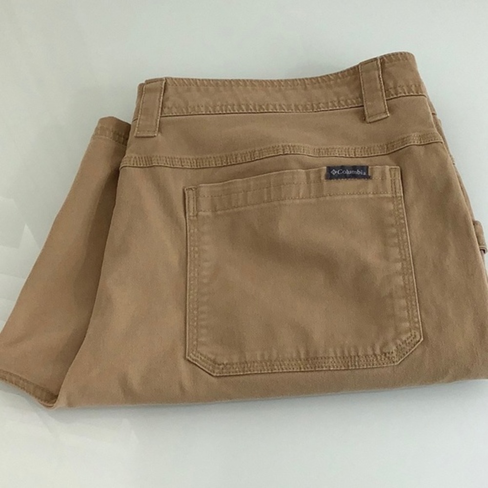 Columbia regular fit dessert sand multi pockets cargo chino shorts size 38 EUC - Picture 14 of 15